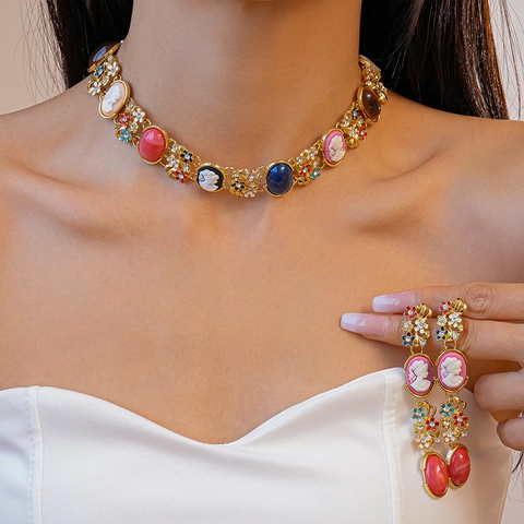 Collier Et Boucles D'oreilles Portrait Cameo Vintage Fleur Alliage Résine Strass Bijoux De Style Palais Pour Femmes