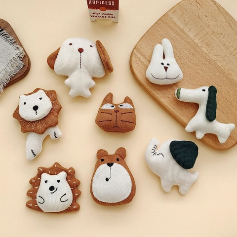Cute Dog Elephant Bear Lion Rabbit Hedgehog Cat Pony Knitted Brooch DIY Clothing Accessories Cloth Patch For Bags Hairpins
