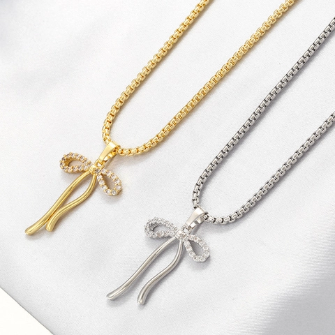 Élégant Collier Pendentif Noeud en Cuivre Avec Zirconia Incrusté Plaqué Or Argent Douce Chaîne De Pull Bijoux Pour Femmes