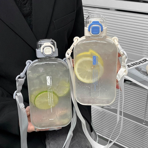 Square Plastic Water Bottle Leakproof Pop Lid With Adjustable Shoulder Strap For Sports Fitness Gym Outdoor Portable Clear