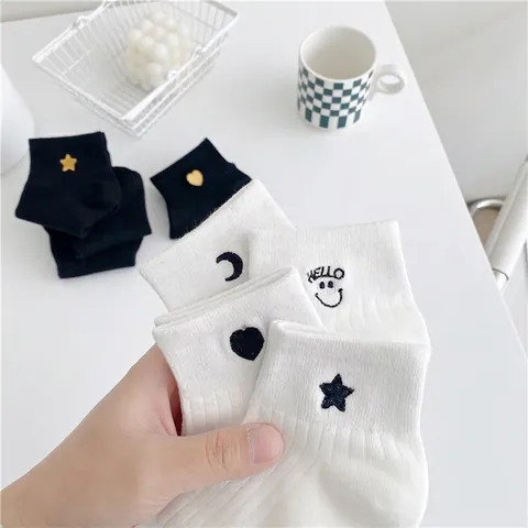 Calzini alla Caviglia in Misto Cotone Donna Sportivi Ricamati Cuore Sorriso Taglio Basso Casual Assorbenti Traspiranti