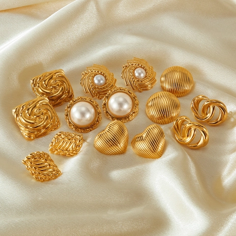 French Luxury Gold Plated Stainless Steel Geometric Stud Earrings Vintage Heart Star Pattern Artificial Pearl Jewelry For Women