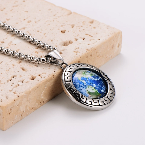 Earth Globe Pendant Necklace Stainless Steel Vintage Greek Fretwork Border Hip Hop Minimalist Jewelry