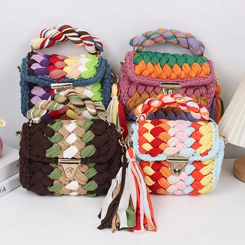 Handgemaakte Gehaakte Geweven Crossbodytas Voor Dames Polyester Strip Kleine Vierkante Tas Met Kettingriem Kwastje Boheems