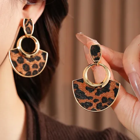 Orecchini Pendenti Geometrici Vintage Con Stampa Leopardata Con Cornice In Lega Di Crine Di Cavallo Artificiale E Perno In Argento Per Donna