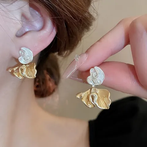 Pendientes De Botón Con Flor Plisada Vintage Francés Con Perla Artificial De Imitación Y Poste De Plata Esterlina 925 Aleación Oro Blanco