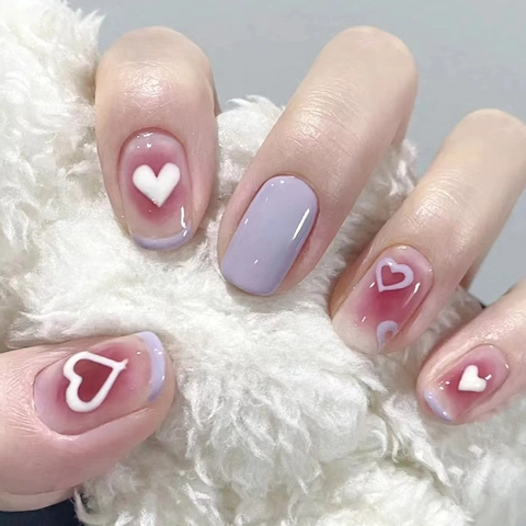 Kurze Runde Kunstnägel Lila Rosa Farbverlauf Glänzend 3D Weißes Herz Süßer Stil Künstliche Nägel Für Damen