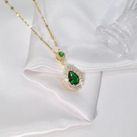 Elegant Teardrop Pendant Necklace For Women Zinc Alloy Rhinestone Halo Water Drop Gemstone Necklace Classic Daily Jewelry