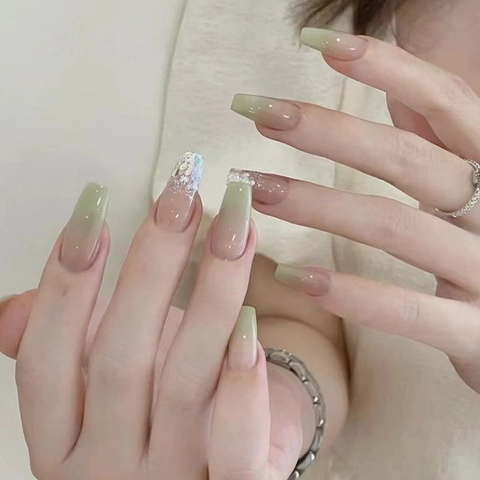 Coffin Press On Nails Green Nude Gradient Glitter Long False Nails Glossy French Manicure For Women