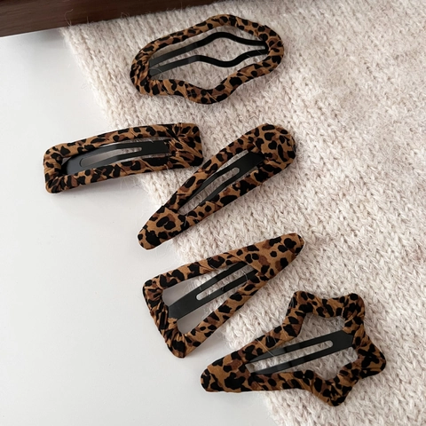 Retro Leopard Print Hair Clips Fabric Wrapped Metal Snap Clips Vintage Korean Style Hairpins For Women And Girls