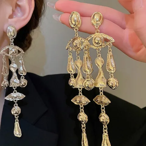 Orecchini Pendenti Surrealisti Occhi Labbra Lega Texture Martellata Retro Nappine Lunghe Gioielli Con Silver Earring Post