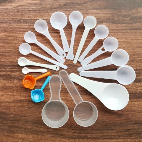 Misurini In Plastica Per Latte In Polvere Condimento Cucina Strumento Da Forno PP Manico Lungo Portatile Chiaro Bianco