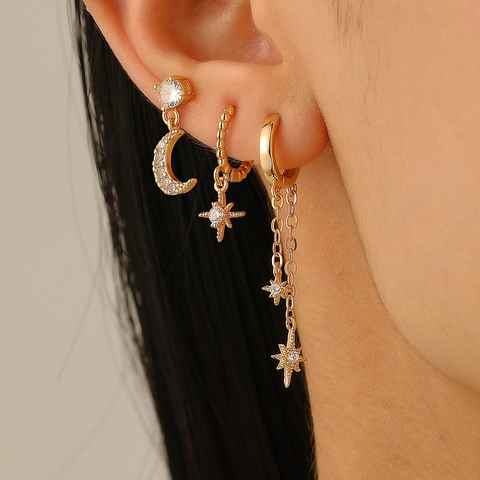 Pendientes Asimétricos de Moda Cobre Circón Estrella Luna para Mujer Pendientes de Aro y Botón Chapados en Oro Plata Joyería Regalo