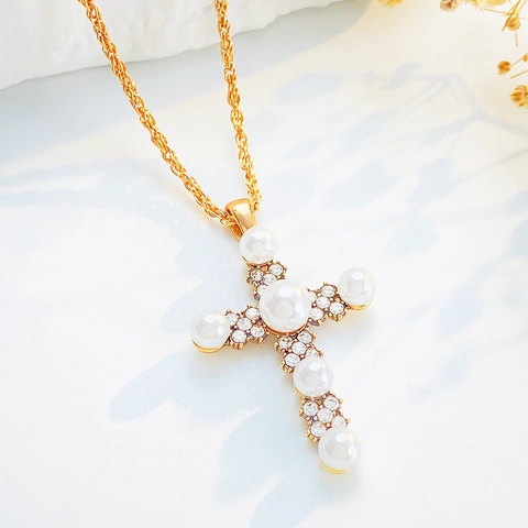 Legierung Künstliche Perle Strass Kreuz Anhänger Halskette Für Damen Retro Elegant Ins Stil Schmuck Schlüsselbeinkette