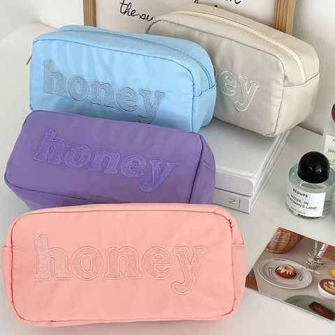 Trousse De Maquillage En Nylon Broderie Lettre Honey Organisateur De Toilette Voyage Style Coréen Portable Femmes