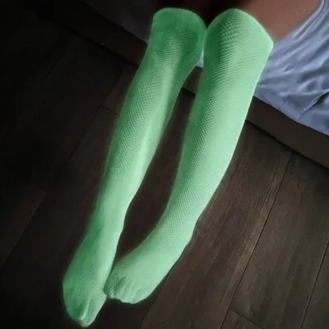 Bas Résille Lumineux Brillent Dans Le Noir Vert Néon Motif Ajouré Chaussettes Hautes Pour Femmes Halloween Fête Clubwear