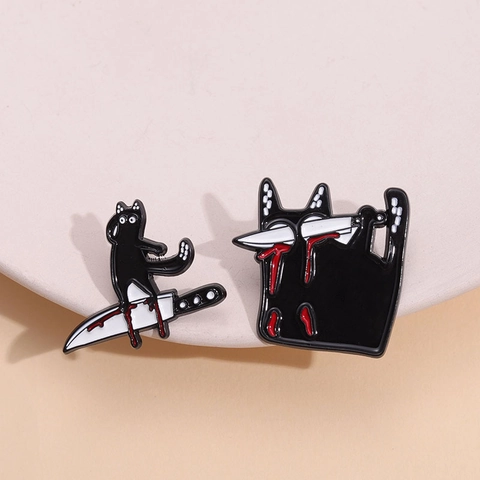 Broche De Esmalte Gato Negro Con Cuchillo Punk Aleación Esqueleto Animal Calavera Insignia Joyería Gótica Ornamento