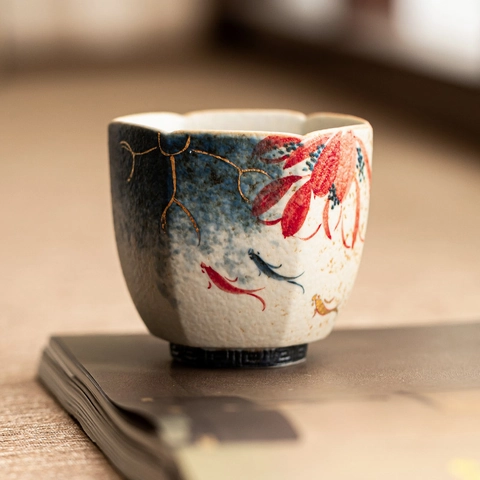 Tazza Da Tè In Ceramica Dipinta A Mano Esagonale Con Motivo Di Loto E Pesci Koi Dettagli Dorati Kung Fu Tradizionale