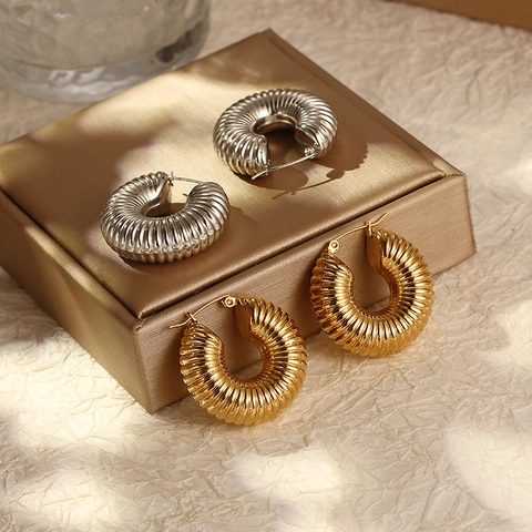 Orecchini A Cerchio Spessi E Cavi Alla Moda Acciaio Inossidabile Placcato Oro Design A Spirale Filettato Stile Vintage Per Donna