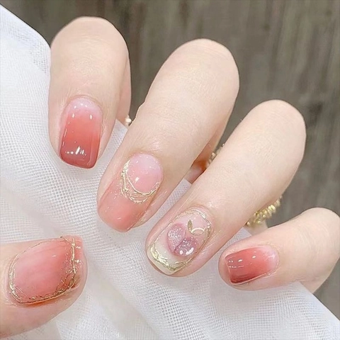 Uñas Postizas A Presión Degradado Rosa Melocotón Con Líneas Doradas Y Decoración Melocotón 3D Uñas Cuadradas Cortas