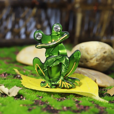 Frog Brooch Pin Green Acrylic With Rhinestone Eyes Cartoon Animal Accessory For Clothes Bags Backpacks Women Men