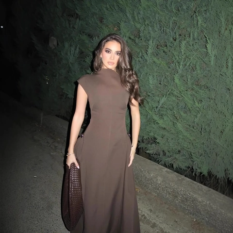 Ärmelloses Maxi Kleid Elegant Halbstehkragen Plissiert Polyester Einfarbig Mit Metallschnalle Detail Für Damen Mode