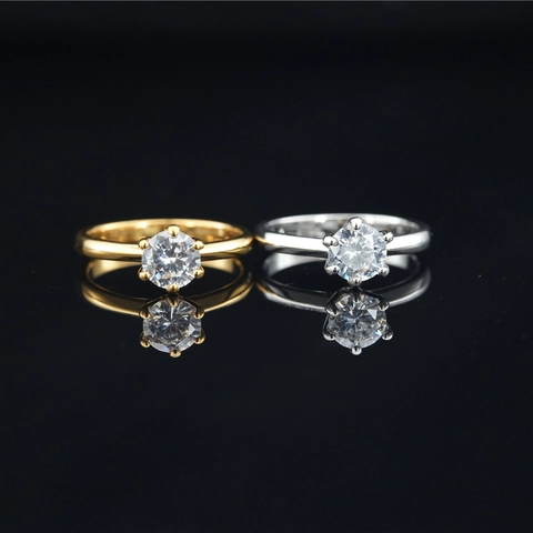 Classic Titanium Steel Rhinestone Ring For Women Elegant Six Prong Engagement Wedding Ring Gold Silver Plated Jewelry Gift
