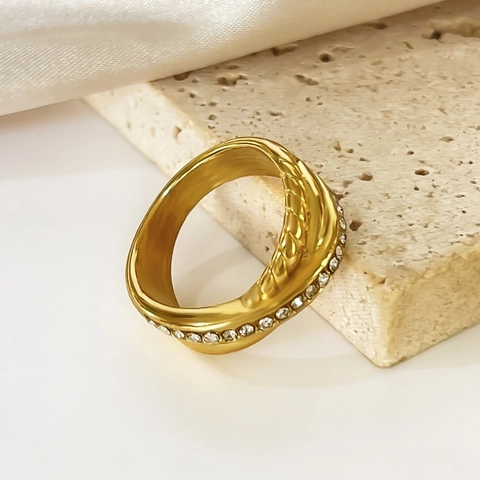 Anello Vintage in Acciaio Inossidabile a Spirale Incrociata con Strass Placcato Oro 18K Gioielli di Moda per Donna