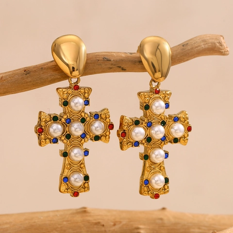 Σκουλαρίκια Σταυρός Baroque Vintage Επιχρυσωμένα 18K Ανοξείδωτο Ατσάλι Με Ψεύτικα Τεχνητά Μαργαριτάρια Και Πολύχρωμα Στρας