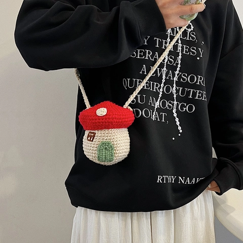 Handgehäkelt Pilzhaus Form Mini Umhängetasche Süß Gewebtes Garn Kleine Schultertasche Wald Stil Zubehör Für Damen