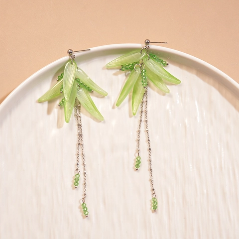 Elegant Green Acrylic Glass Leaf Long Tassel Drop Earrings With Silver Earring Post Fashion Jewelry For Women