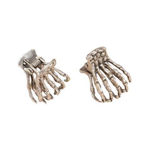Skeleton Hand Hair Claw Clip Alloy Gothic Punk Skull Hair Accessories For Halloween Party Women Vintage Silver Tone
