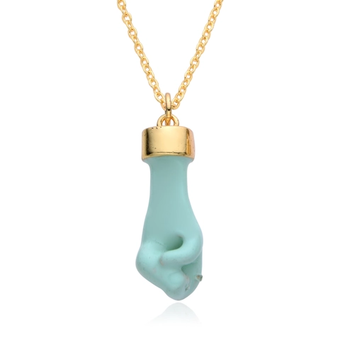 Collier avec Pendentif Poing Mano Figa Mode Occidentale pour Femmes Plaqué Or Cuivre Amulete Colorée Bijoux Cadeau