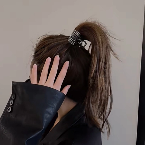 Pinza Para El Cabello De Metal Diseño De Espiral Soporte Para Cola De Caballo Alta Accesorios De Peinado Minimalistas Para Mujeres