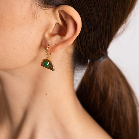 Orecchini A Goccia Martellati In Acciaio Inossidabile Placcati Oro Con Pietra Naturale Verde Stile Vintage Retro