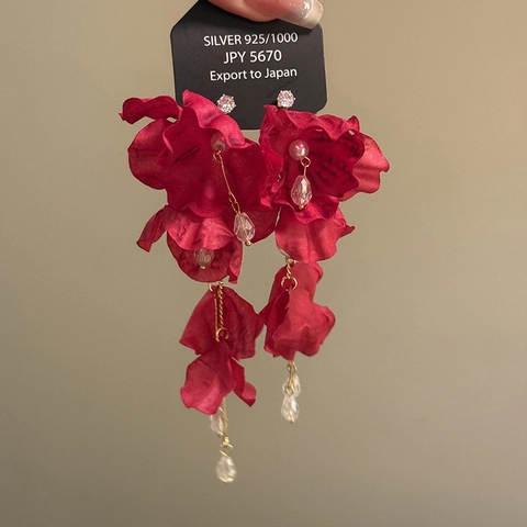 Rode Stoffen Bloem Drop Kwastje Oorbellen Met Kunstmatig Kristal Imitatie Kunstparel 925 Sterling Zilveren Oorsteker Elegante Sieraden Voor Dames