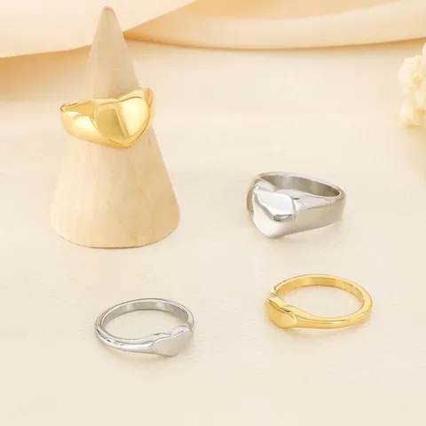 Heart Signet Ring Polished Stainless Steel Minimalist Fashion Jewelry For Women