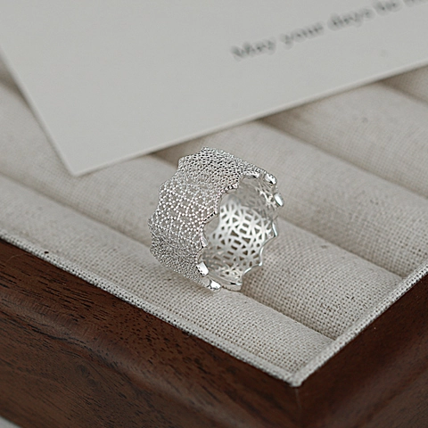 925 Sterling Silber Offener Ring Breit Hohl Gitter Spitze Design Verstellbar Unregelmäßige Wellenkante Minimalistischer Schmuck
