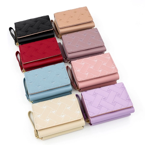 Women Tri-fold Wallet PU Leather Heart Embroidery Quilted Small Card Holder Zipper Coin Pocket With Wristlet