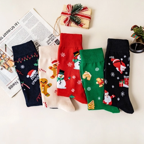 Weihnachts Socken Crew Baumwollmischung Weihnachtsmann Schneemann Lebkuchenmann Muster Festlich Weich Atmungsaktiv
