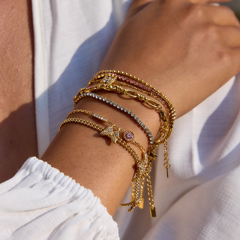 Edelstahl Armband Zirkonia Schmetterling Buchstabe M Anhänger Wasserdicht Hypoallergen Elegant Mode Schmuck Für Frauen