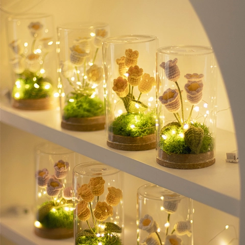 Handmade Crochet Lily Of The Valley Night Light In Glass Dome With Wood Base Warm LED Flower Bouquet Desktop Decoration Gift