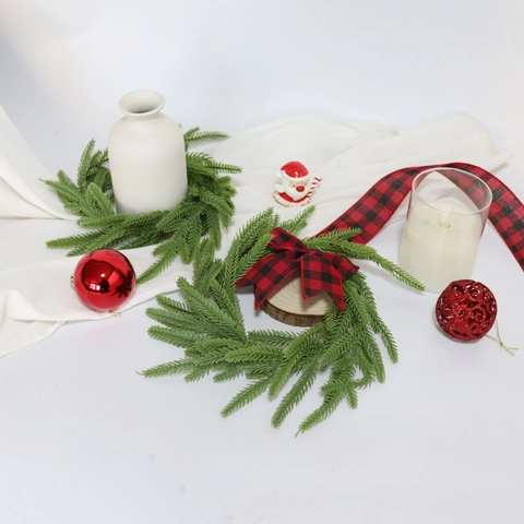 Ghirlanda Di Natale Pino Norfolk Verde Artificiale Con Fiocco Di Velluto Plaid Per Porta D'ingresso Decorazione Parete Casa