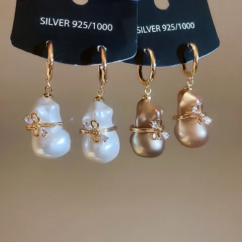 Pendientes De Aro De Perla Artificial De Imitación Barroca Con Lazo Bañado En Oro 18K Circón Poste De Plata 925