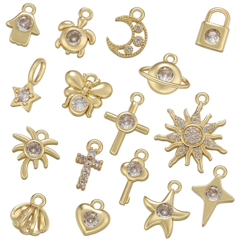 Ciondoli Mini Ottone Zirconia Cubica Stella Luna Croce Cuore Chiave Pianeta Conchiglia Ape DIY Creazione Gioielli