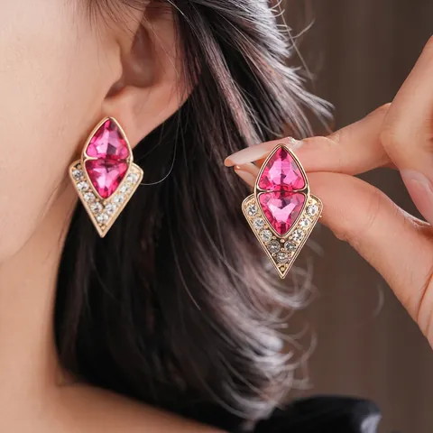Vintage Geometric Triangle Stud Earrings Pink Rhinestone Alloy With Silver Earring Post For Women Elegant Jewelry