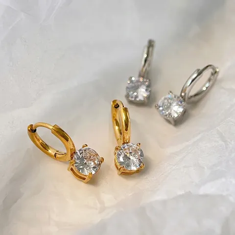 Minimalistische Titaniumstaal Een Karaat Zirconia Oorknoppen 18K Vergulde Glinsterende Enkele Steen Geometrische Sieraden