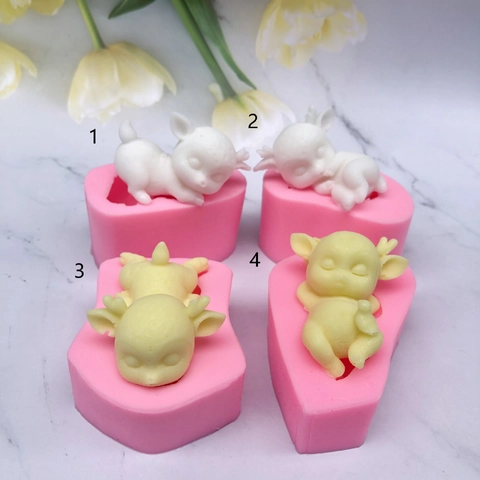 3D Cartoon Deer Silicone Mold For Cake Decorating Cute Fawn Reindeer Shape Chocolate Jelly Candle Plaster DIY Crafts Pink
