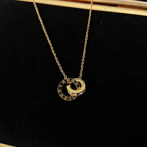 Double Interlocking Ring Necklace Stainless Steel Zircon Inlaid Roman Numerals Minimalist Light Luxury Jewelry For Women