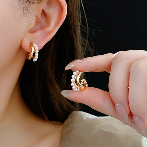 C-Shaped Hoop Earrings With Faux Artificial Pearl Alloy Jewelry For Women French Style Elegant With Silver Earring Post